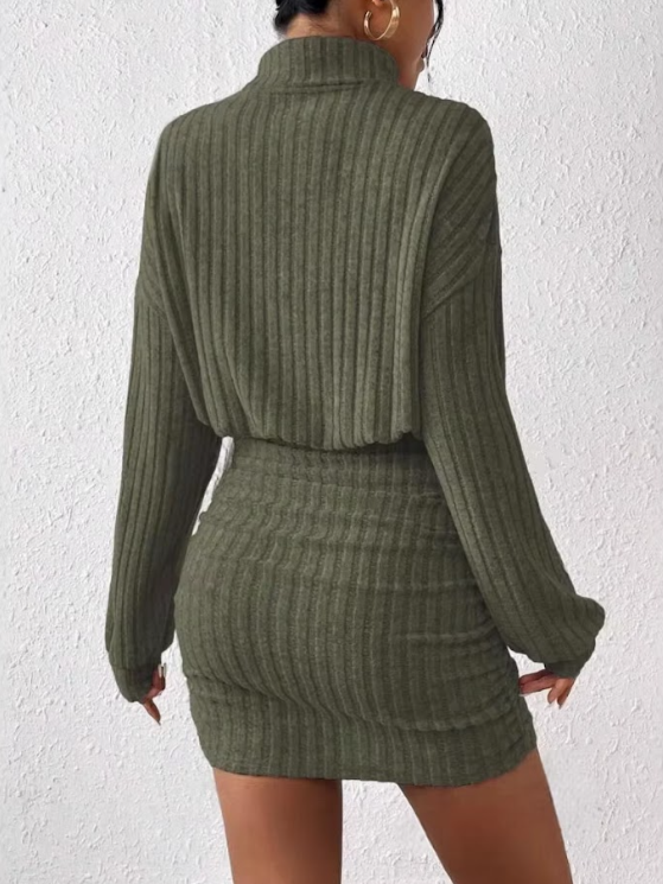 Ottilie Ribbed Knit Turtleneck Long Sleeve Midi Dress in Green