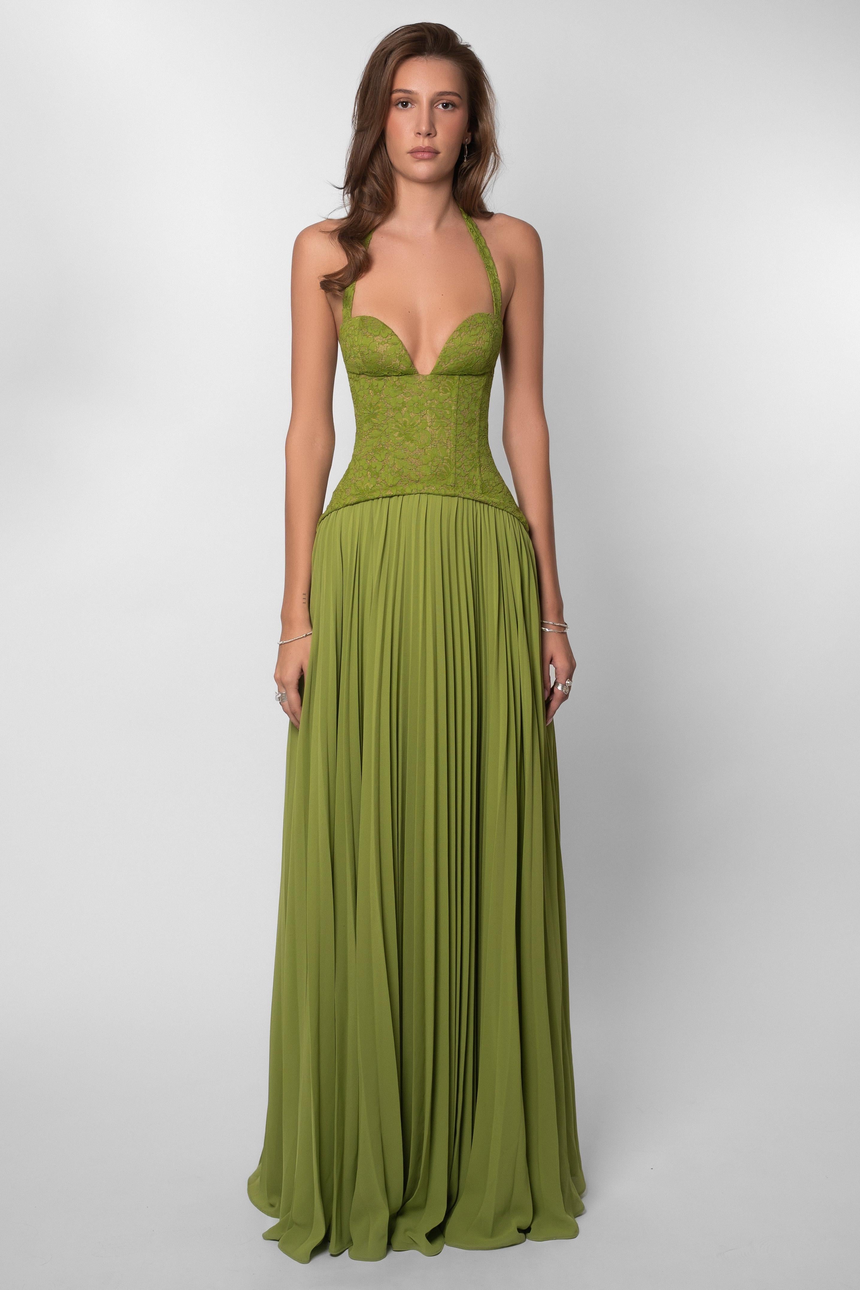 Seraphina Sweetheart Lace Splice Pleated Chiffon Maxi Dress in Green